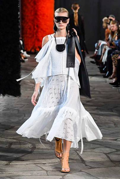 Loewe Spring/Summer 2021 Menswear show report | British Vogue