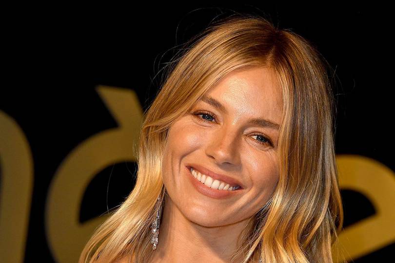 Sienna Miller Joins Instagram @Siennathing | British Vogue - 810 x 540 jpeg 48kB