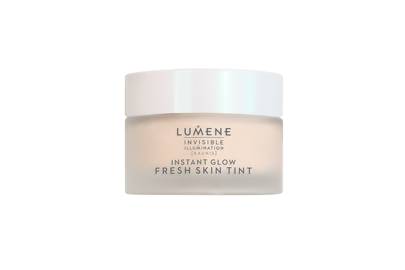 6412600818468 invisible illumination instant glow fresh skin tint  medium - Why Switching To Water-Based Make-Up Is A Summer Essential