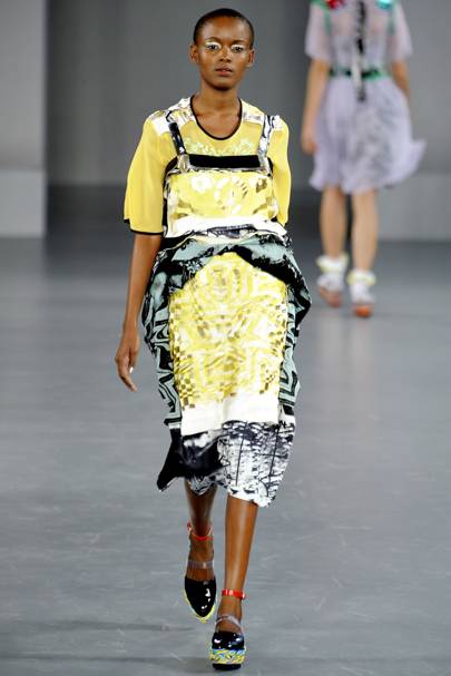 Louise Gray Spring/Summer 2012 Ready-To-Wear show report | British Vogue