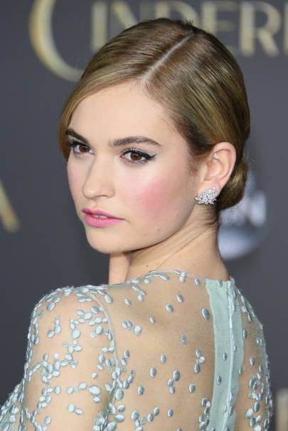 Lily James Replaces Kate Moss & Cara Delevingne As My Burberry Face ...