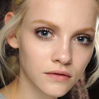 How To Do Clumpy Mascara The Right Way | British Vogue