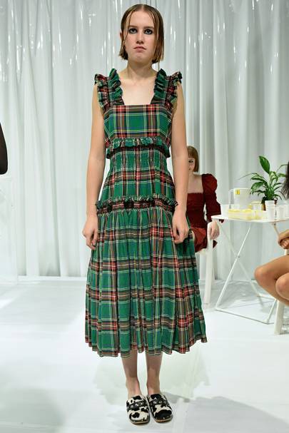 Molly Goddard Spring/Summer 2016 Ready-To-Wear | British Vogue