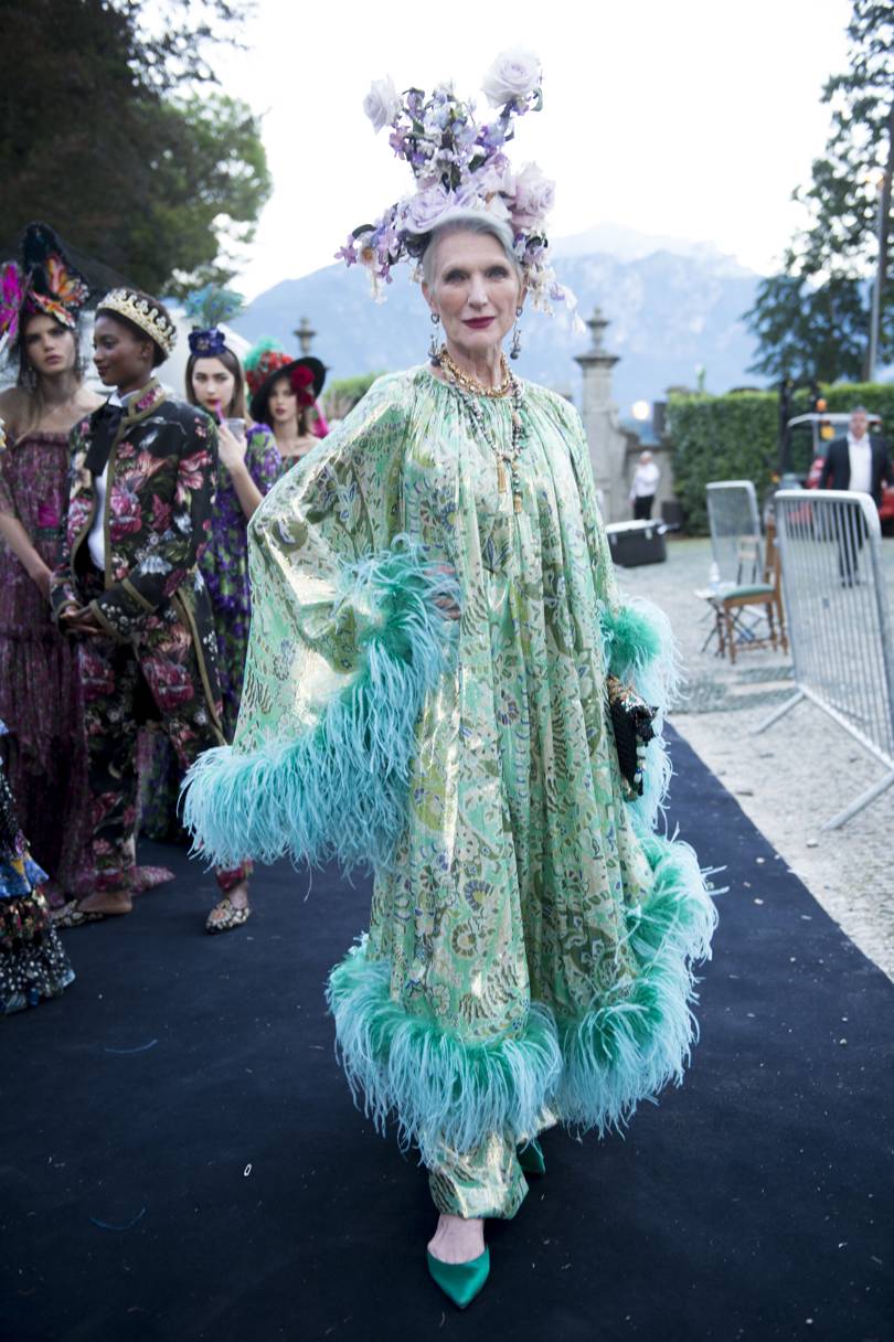 https://vg-images.condecdn.net/image/AgR09zPRnGl/crop/810/f/dolcegabbana-alta-moda-como-2018-backstage-12.jpg