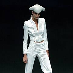 Alexander Mcqueen Spring/Summer 2002 Ready-To-Wear Collection | British ...