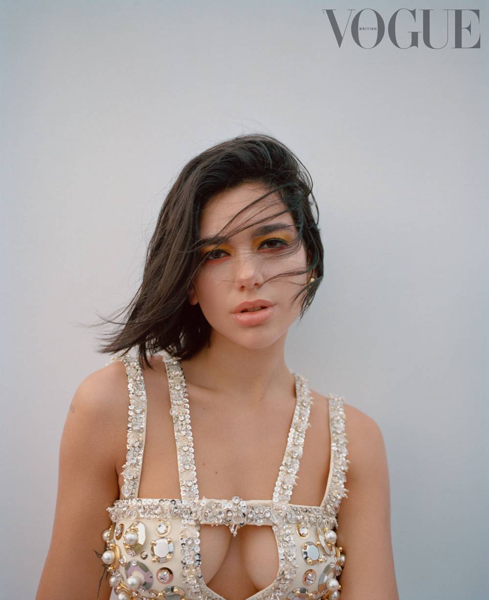 dua-lipa-2-high-res-online_b.jpg