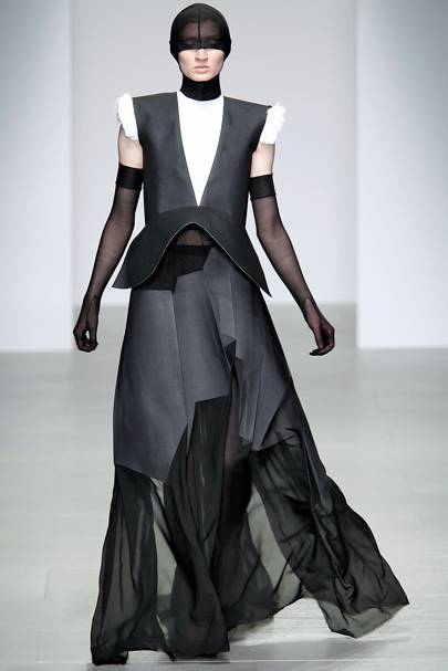 Central Saint Martins Ma Autumn/Winter 2014 Ready-To-Wear show report ...