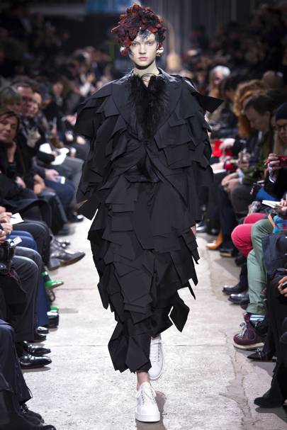 Comme Des Garcons Autumn/Winter 2013 Ready-To-Wear show report ...