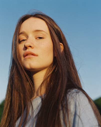 Sigrid interview on her new song Don't feel like crying | British Vogue