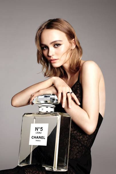 lily chanel perfume에 대한 이미지 검색결과