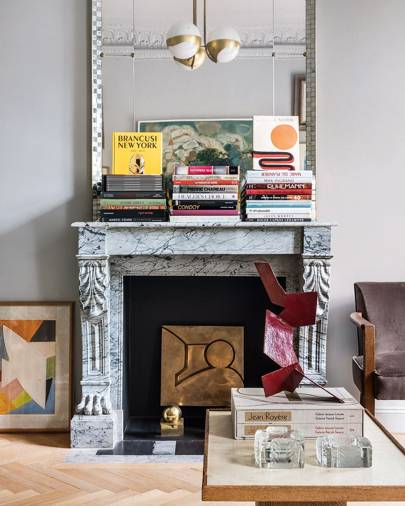 How To Make Your Bookshelves Beautiful British Vogue Firstly You Don T Necessarily Need Shelves Some Books Especially Coffee Table Variety Are Meant To Be Displayed Flat Stack Them On Ottomans