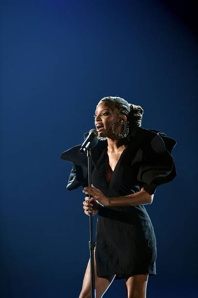 Halle Bailey going under the sea Halle Bailey going under the sea