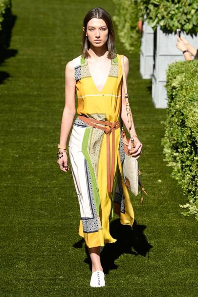 Tory Burch Spring/Summer 2018 Ready-To-Wear show report | British Vogue