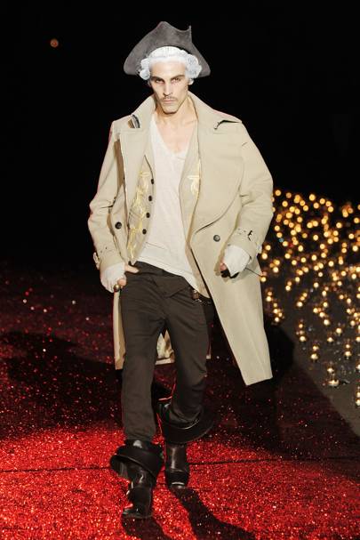 John Galliano Spring/Summer 2008 Menswear show report | British Vogue