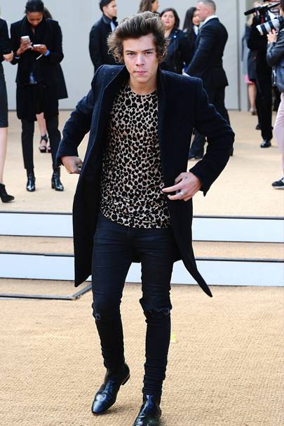 harry styles vogue outfit