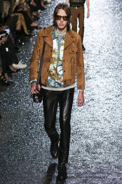q the covered eighties Coach 2018 Ready Spring/Summer To report show Wear