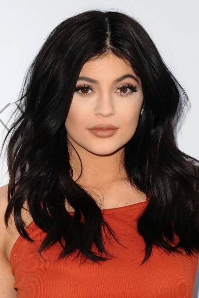 kylie jenner medium haircut