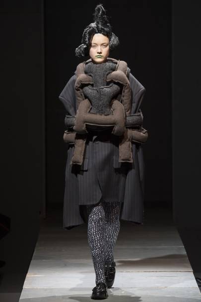 Comme Des Garcons Autumn/Winter 2014 Ready-To-Wear show report ...
