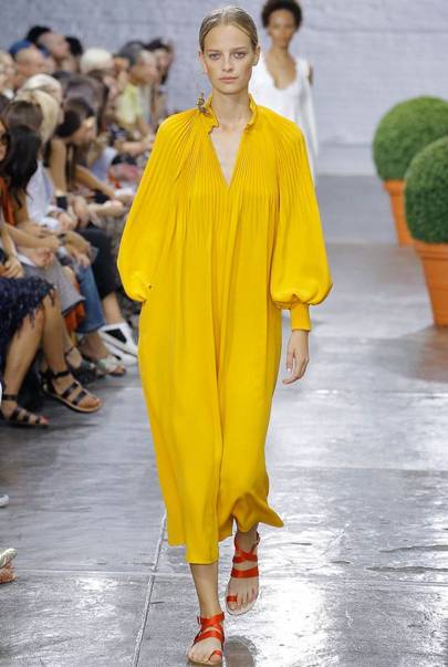 spring summer york trends yellow vogue week catwalk trend runway street colour