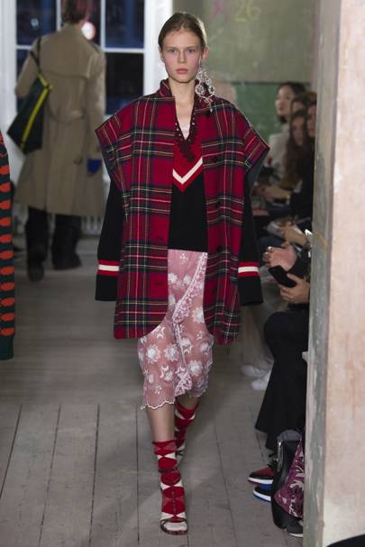 Autumn Winter 2017 Ready To Wear Autumn Winter 2017 Ready To Wear