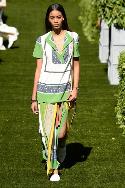 Tory Burch Spring/Summer 2018 Ready-To-Wear show report | British Vogue