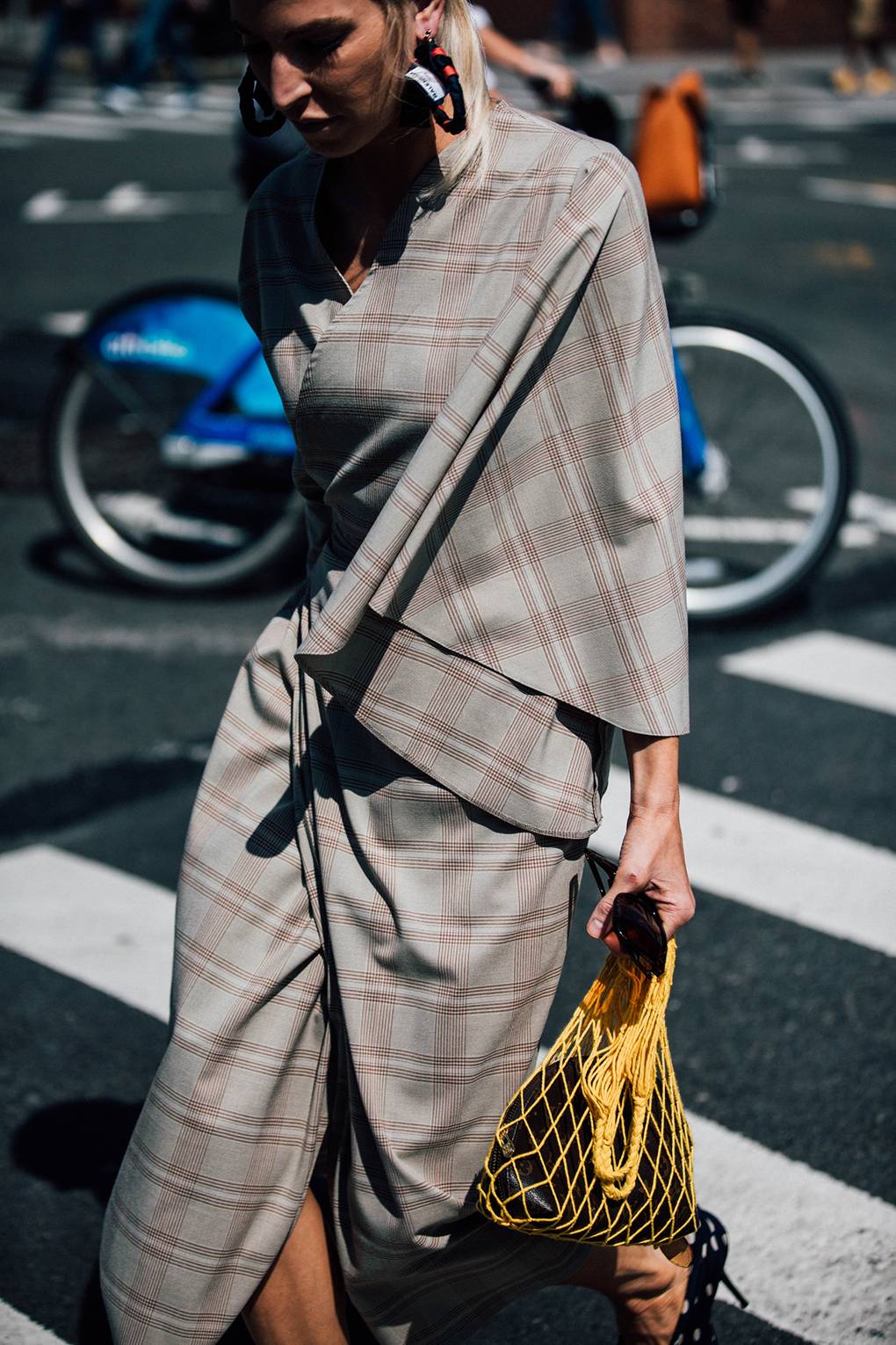 street style net bag