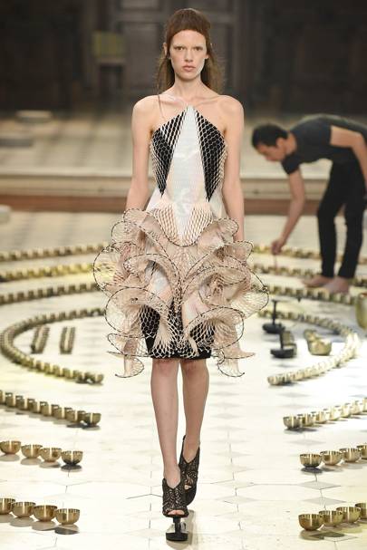 Iris Van Herpen AutumnWinter 2016 Iris Van Herpen AutumnWinter 2016