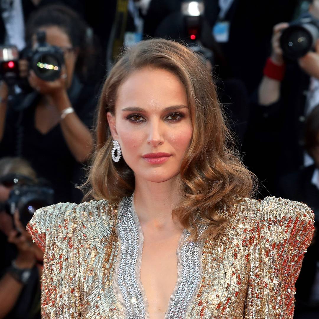 Image: The Best Red-Carpet Beauty From The Venice Film Festival 2018