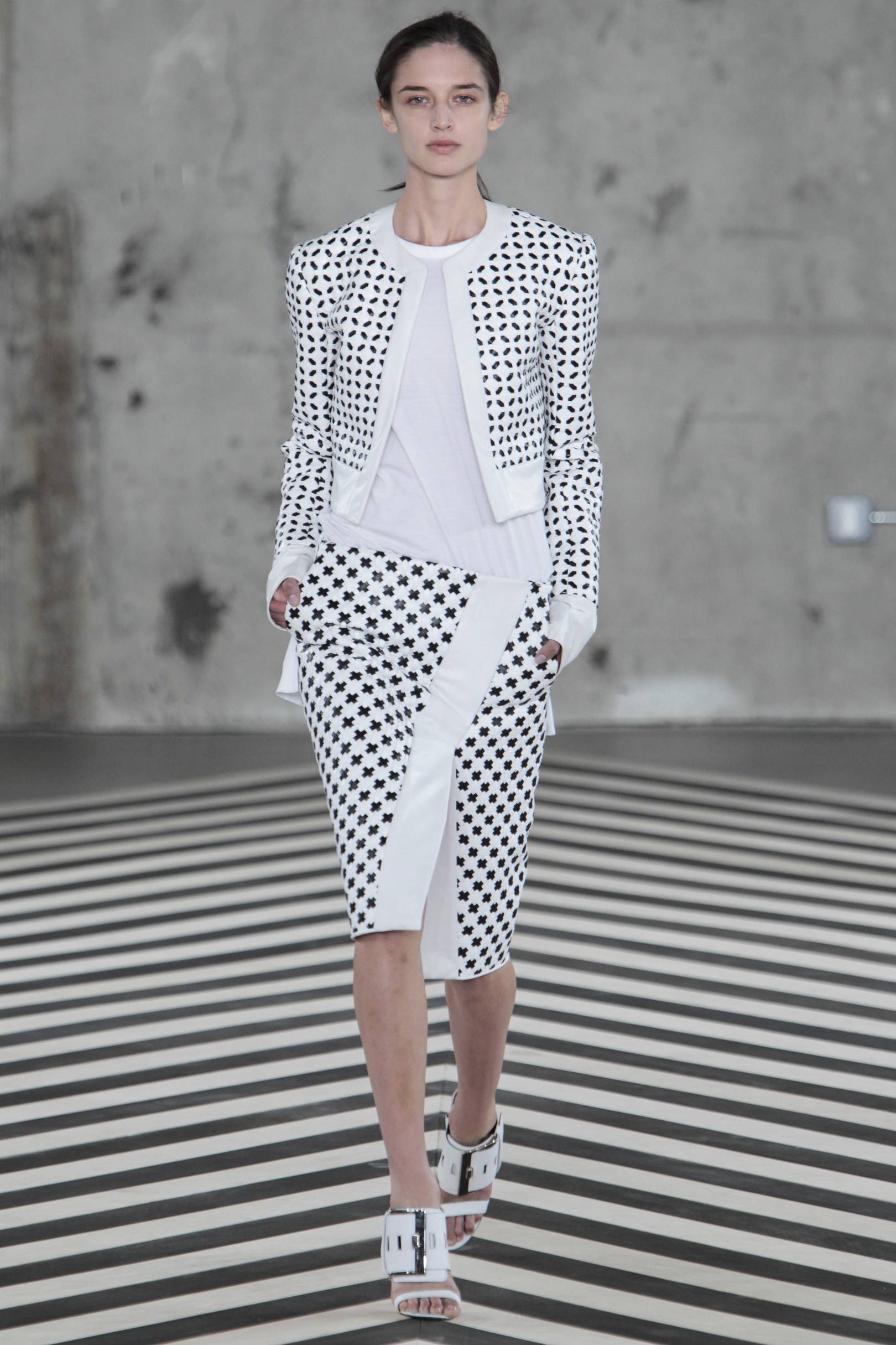 2019 year - Edun SpringSummer 2014 RTW – New York Fashion Week 2019 year